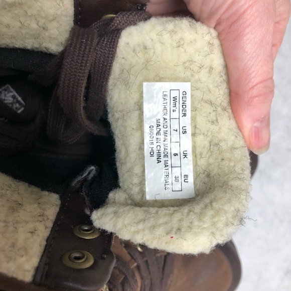 Muck Boots Women’s Liberty Waterproof Alpine Supreme with Shearling - Picture 10 of 10